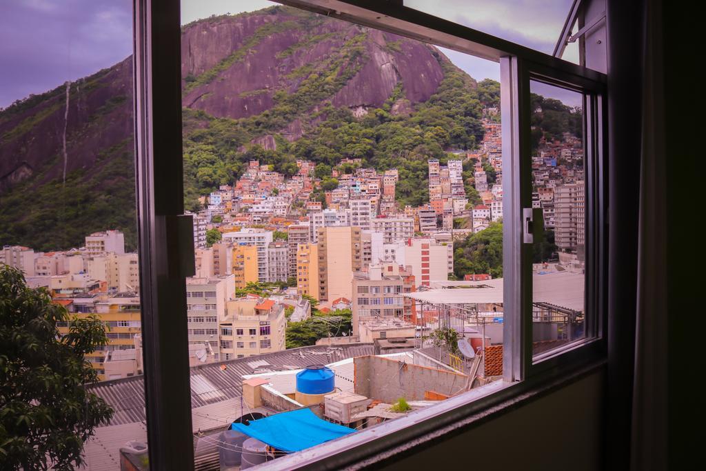 Hostel Walk On The Favela Rio de Janeiro